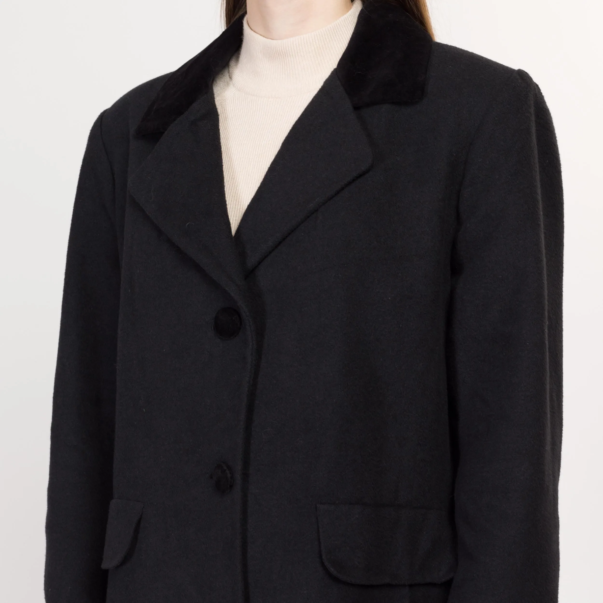 Medium 80s Charcoal Black Velvet Collar Wool Overcoat